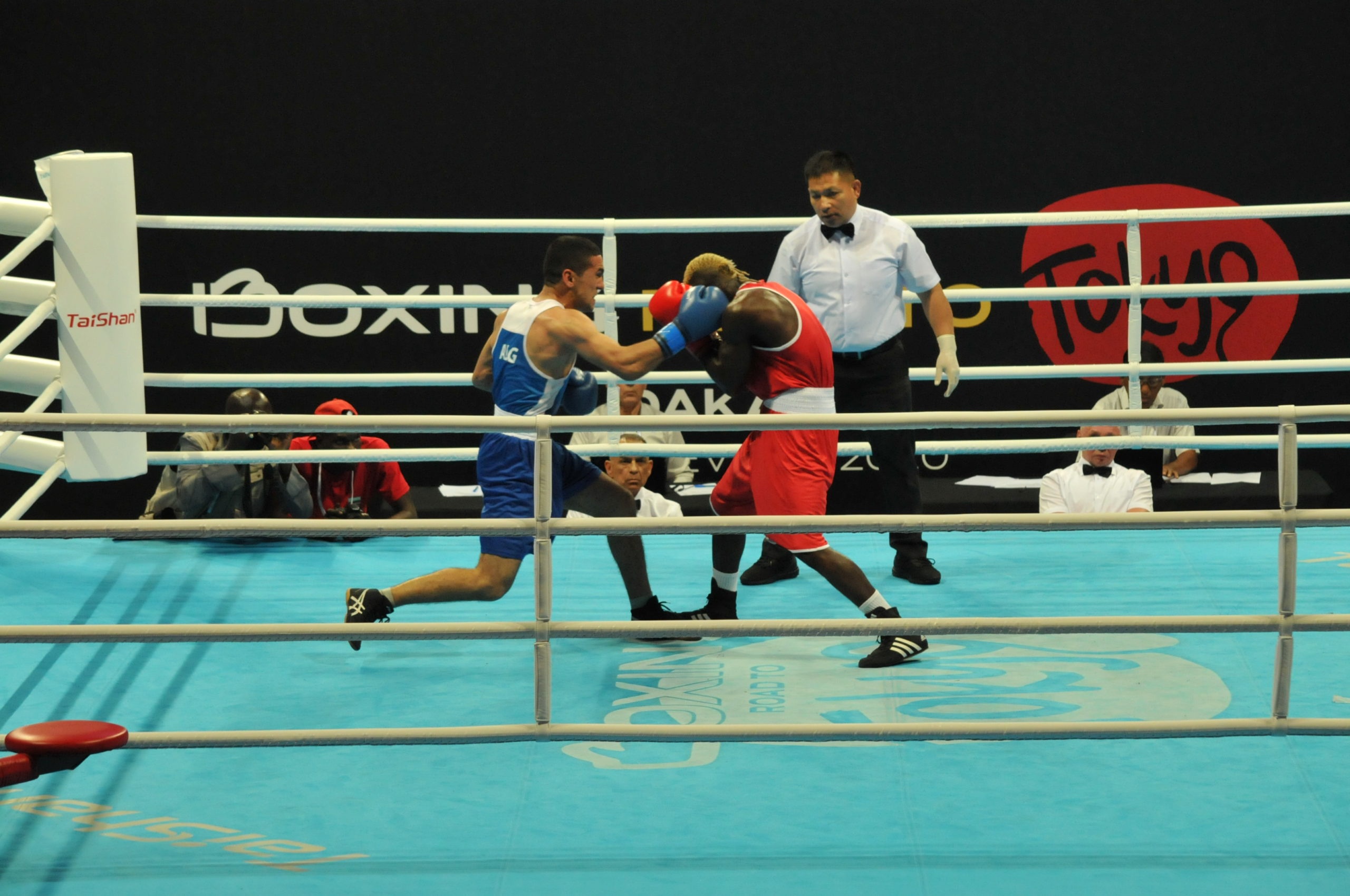 中文字幕乱码亚洲无线三区