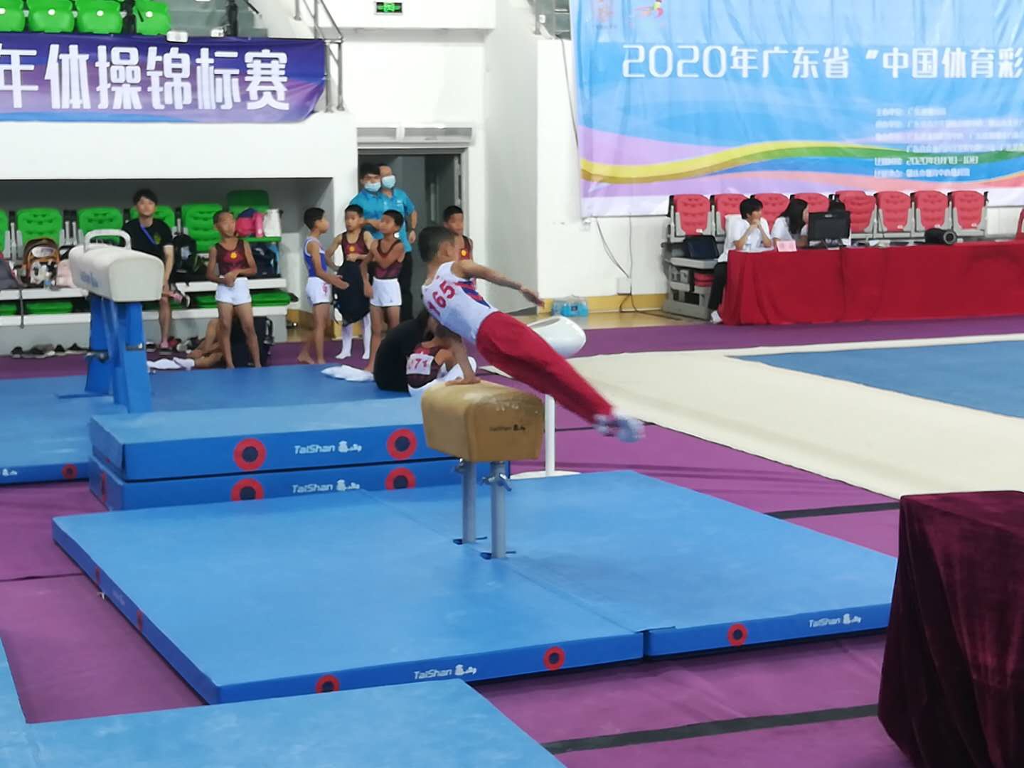 中文字幕乱码亚洲无线三区