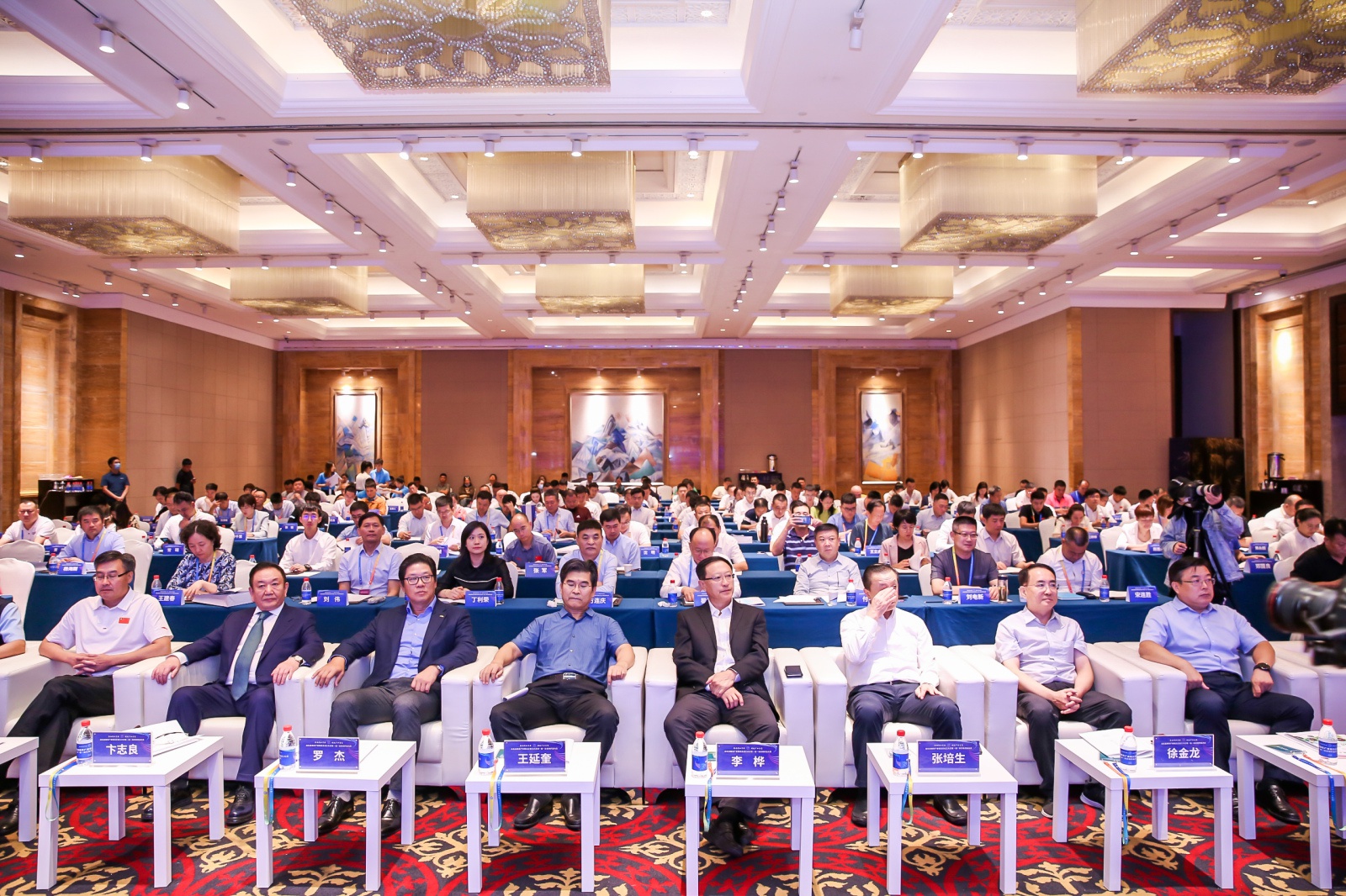 中文字幕乱码亚洲无线三区