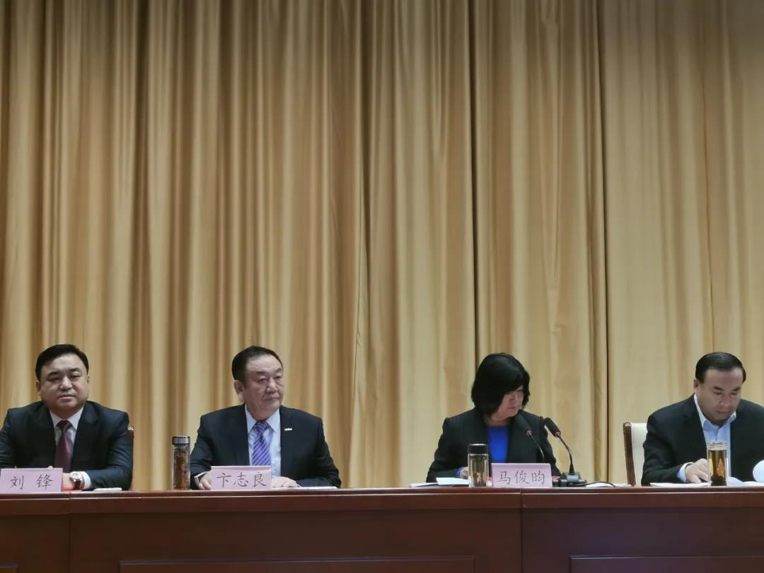 中文字幕乱码亚洲无线三区