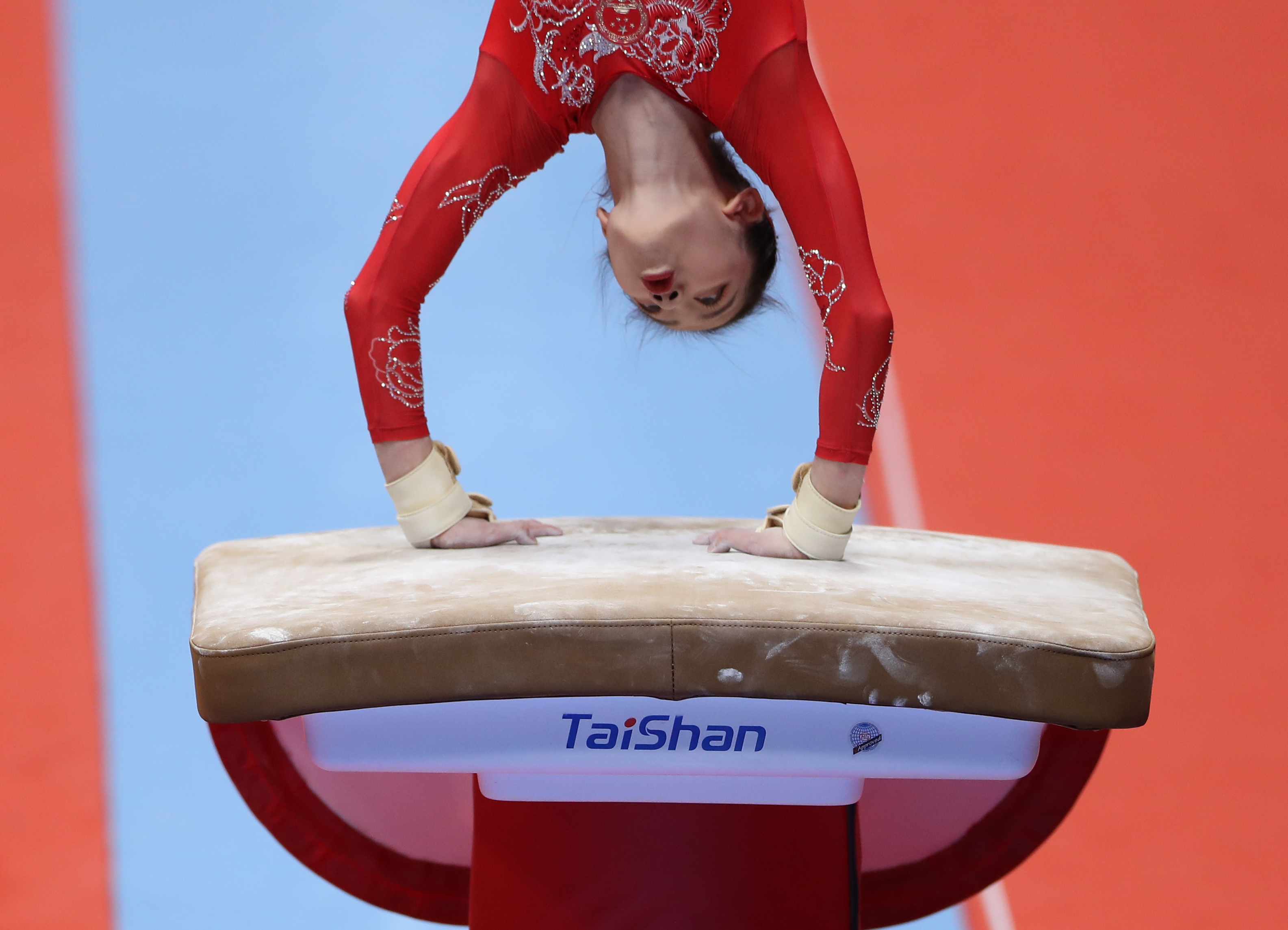 中文字幕乱码亚洲无线三区