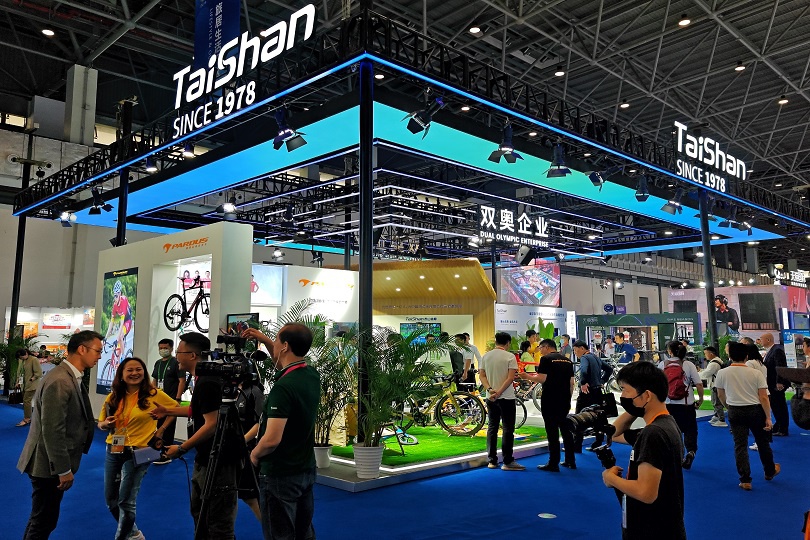 中文字幕乱码亚洲无线三区