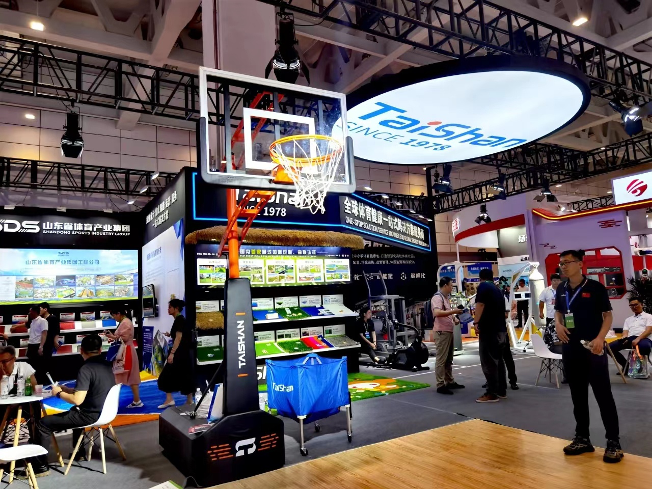 中文字幕乱码亚洲无线三区