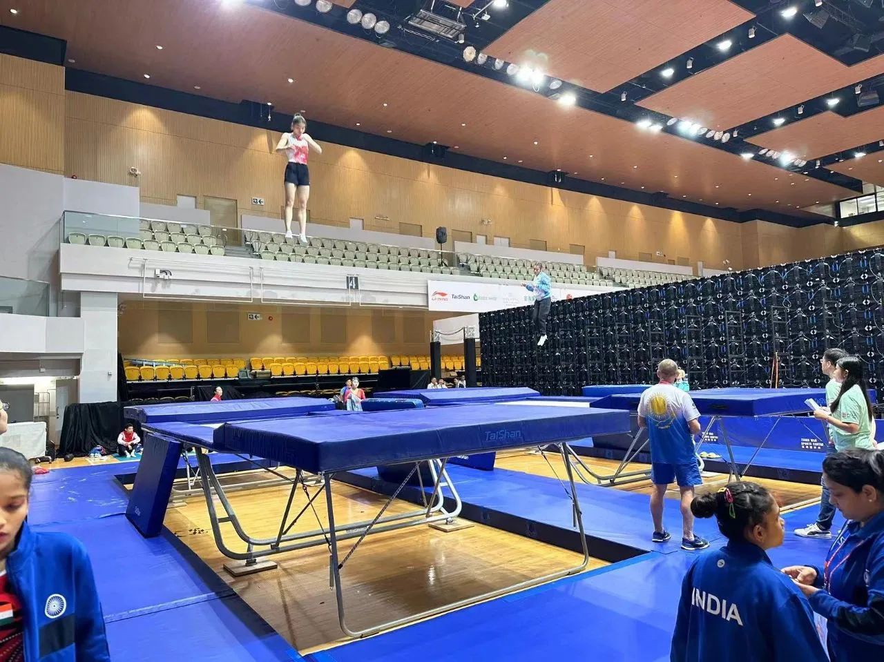 中文字幕乱码亚洲无线三区